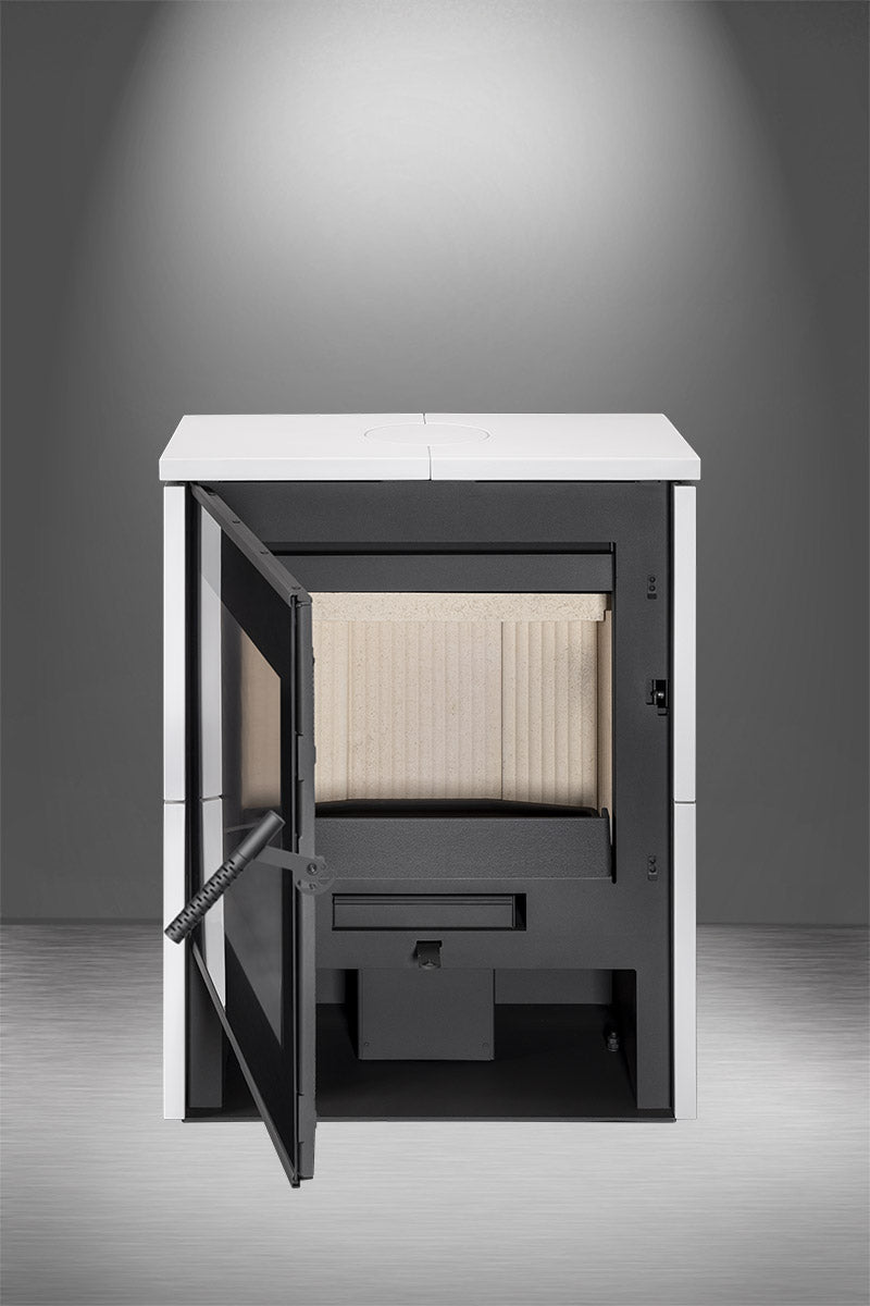 Detaliu usa deschisa cu maner design soba ceramica Aledo G
