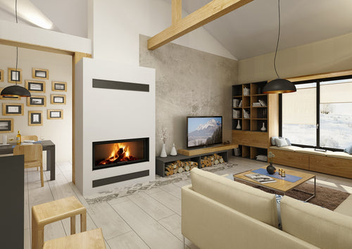 Semineu modern cu focar pe lemne, integrat intr-un perete alb cu grile de ventilatie. Flacarile sunt vizibile prin geamul panoramic lat, creand un ambient primitor in living. Design elegant cu accente din lemn, spatiu de depozitare pentru lemne si colt de lectura langa fereastra. Zona de relaxare include canapele confortabile, o masuta de cafea si decor minimalist in tonuri naturale.