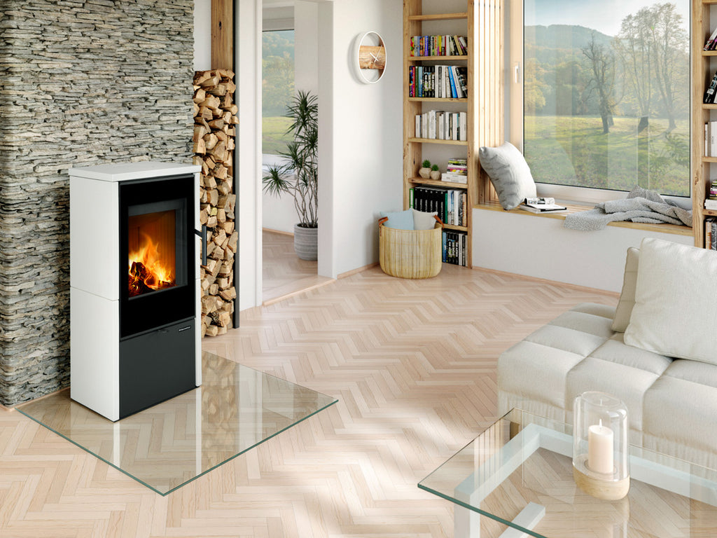 Soba ceramica Laredo F 10 montata in sufragerie decorata in stil scandinav