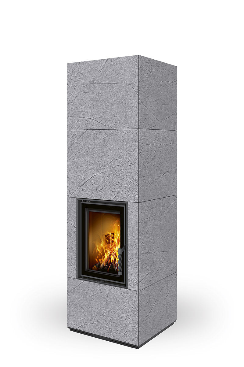 Semineu lemne cu acumulare termica, aspect beton gri deschis, cu foc aprins, gama Nordac Romotop