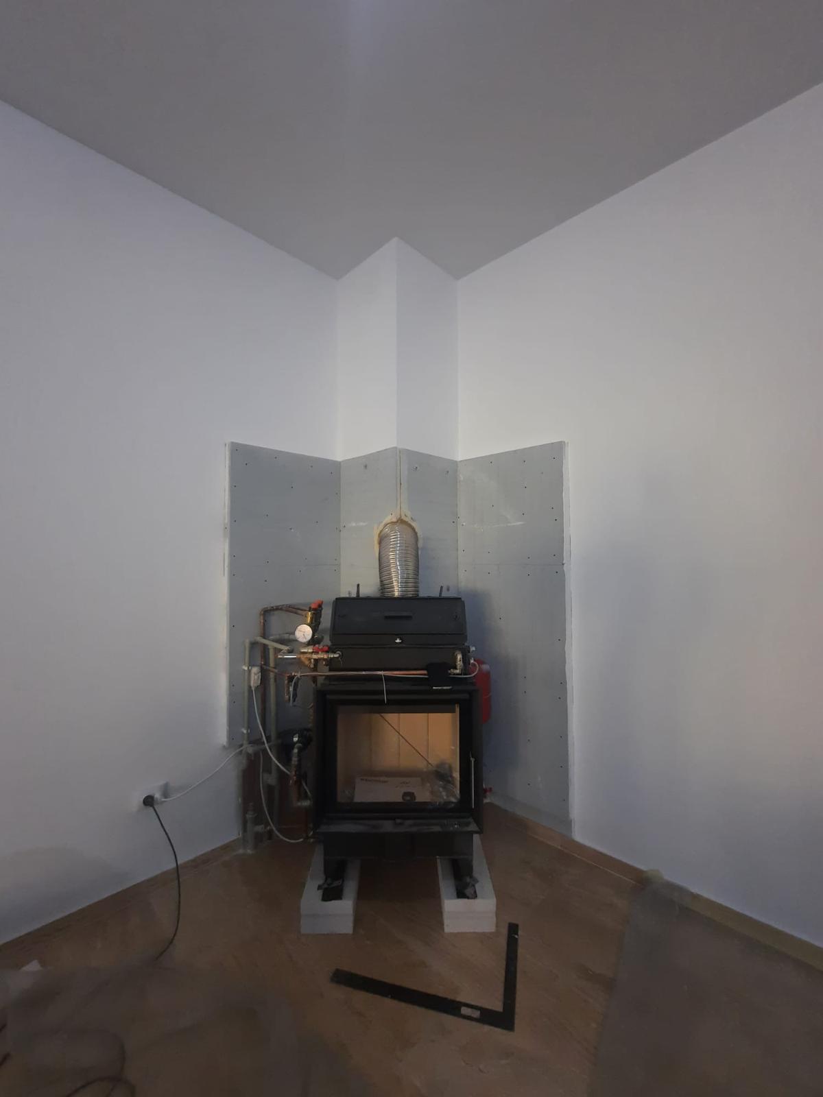 Termosemineu lemne rustic